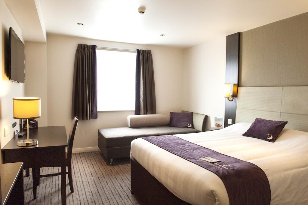 Premier Inn Bath City Centre Oda fotoğraf
